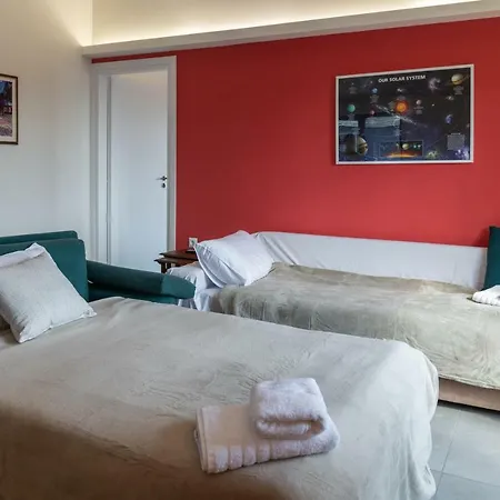 Chroma Apartment